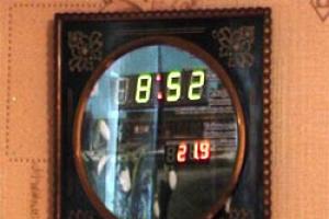 Часы - будильник на микроконтроллере PIC16F628A Электронные часы на pic